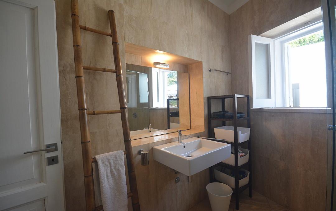 Bagno comune camera doppia B & C 